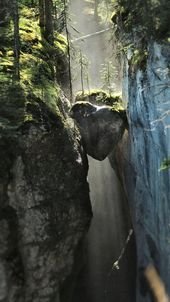 Maligne Canyon in Jasper, Canada
