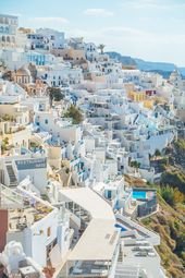 Sailing in Santorini
