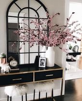 Glam Luxe Entree Modern Home Decor Glamorous luxury style – but with Callilys …
