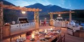 Outdoor Kitchens Fit For Celebrity Chefs