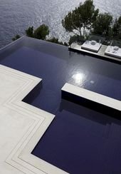 Widely Open Eyes: Contemporary Interior of A House with Amazing Wide Open View | Futurist Architecture