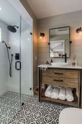 78+ Luxus Bauernhaus Fliesen Dusche Ideen umgestalten #Farmhouse #Duschzimmer #R…
