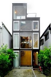 Shipping container homes utilize the leftover steel boxes used in oversea transp…