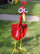 Recycling Old Gardening Tools for Garden Decorations, Creative Backyard Ideas