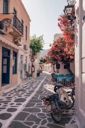 Dreamy Greek streets