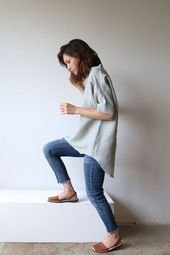 This Is How to Generate a French Minimalist Capsule Wardrobe