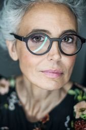 Glasses for grey hair
