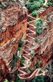 Walters Wiggles–the hikers path up to Angels Landing in Zion National Park, Uta…