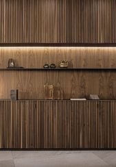 Tendencia en la cocina; las líneas verticales o el relieve de palilleria visten las cocinas más bonitas y elegantes del momento