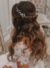 Make Your Look More Charming With These Bridal Hairstyles 2020