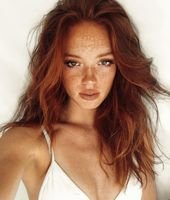 17 Insanely Gorgeous Men and women Who Prove Freckles Are Seriously Stunning