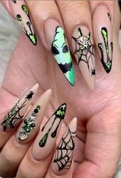 70 Fresh Design Ideas for Almond-Shaped Nails