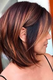 30 Ideas Of Wedge Haircut To Show Your Hair From The Best Angle
