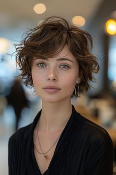 26 Dainty Wavy Bobs with Bangs You’ll Never Go Wrong With in 2024!
